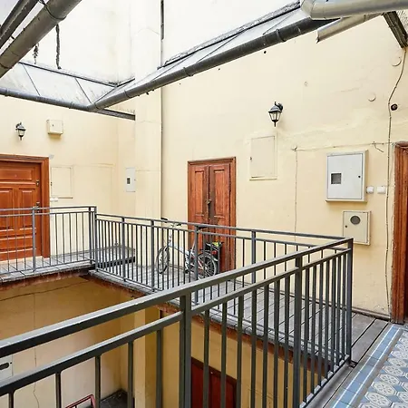 Plac Mariacki 8 Apartamento *