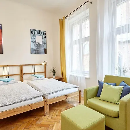 Plac Mariacki 8 Apartamento Cracovia